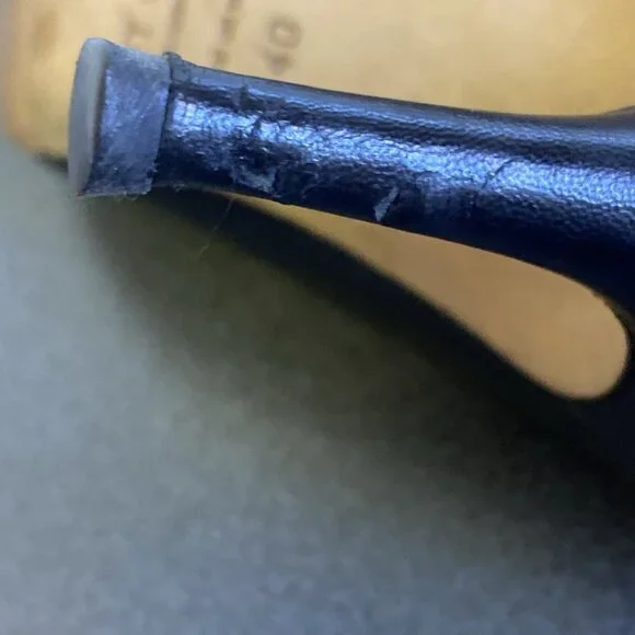 Jimmy Choo Tony 85 Classic Black Leather Pointy Heels - Picture 10 of 14